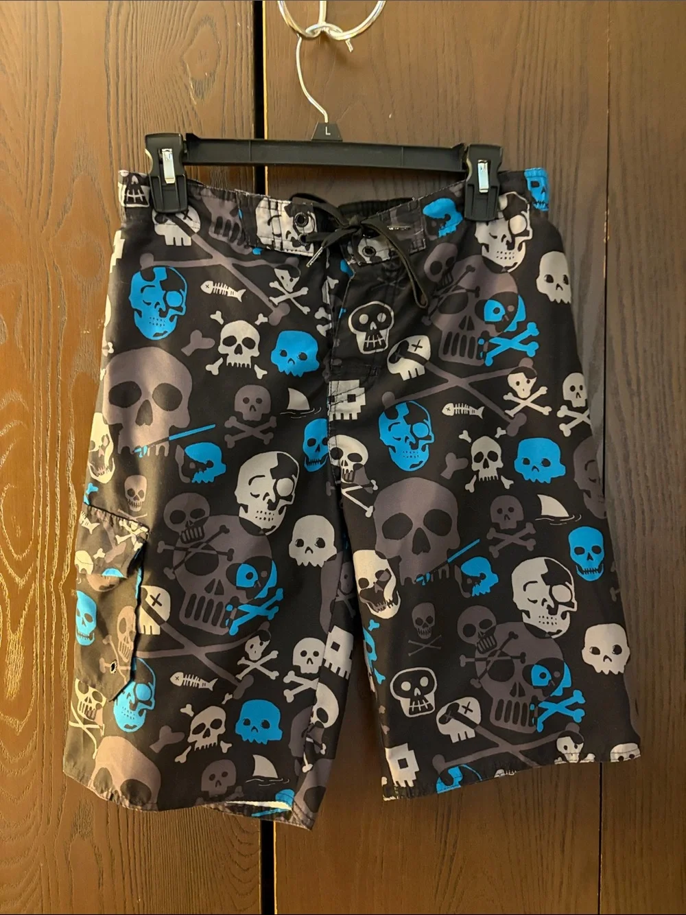Hang Ten boy’s Black Board Swim Shorts Size Medium.